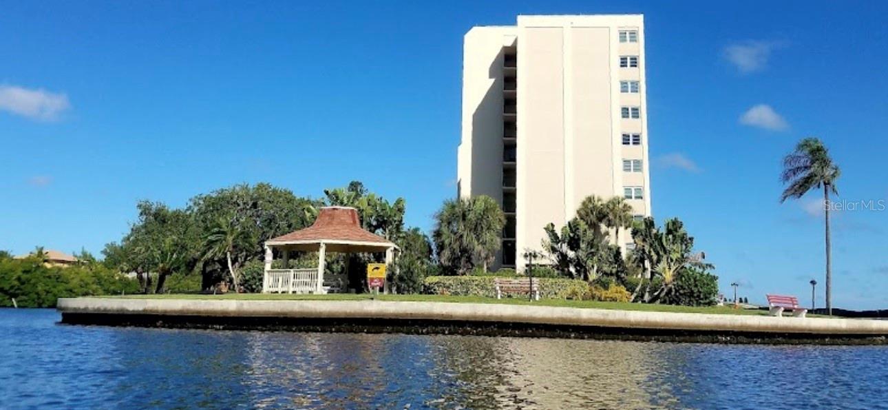 9393 MIDNIGHT PASS RD #201, SARASOTA, FL, 34242