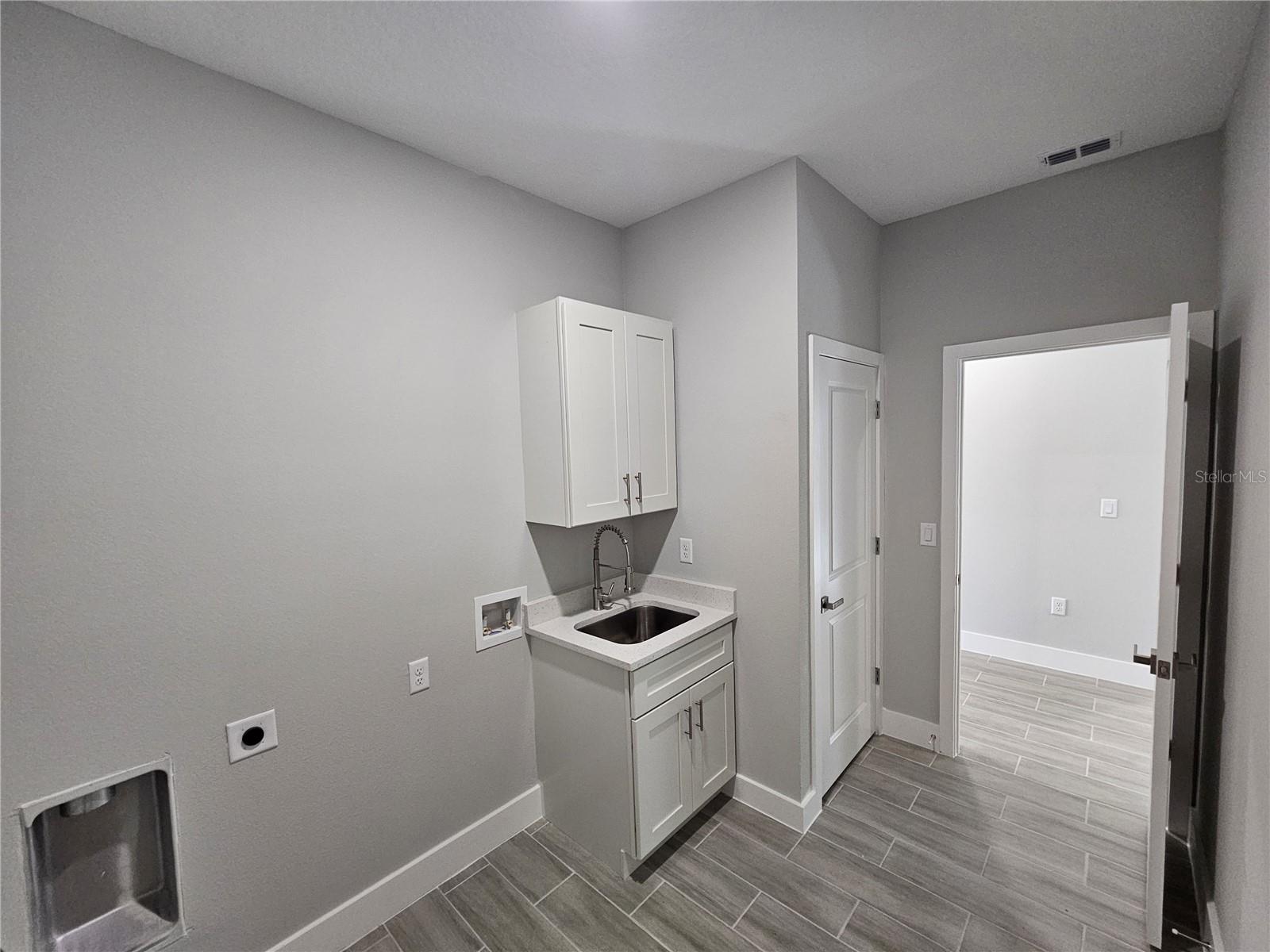 1262 OXSALIDA ST, PORT CHARLOTTE, FL, 33952