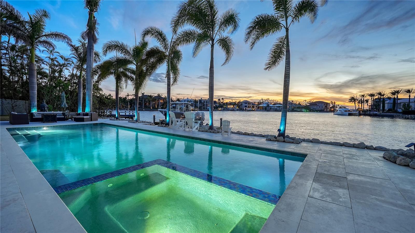 1430 HARBOR DR, SARASOTA, FL, 34239