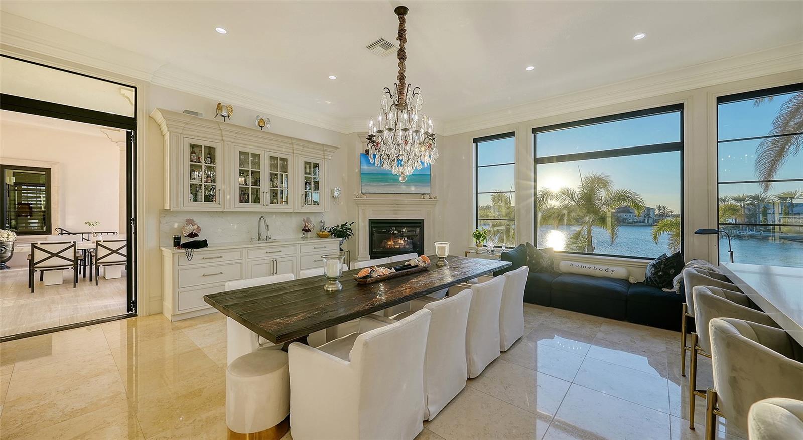 1430 HARBOR DR, SARASOTA, FL, 34239