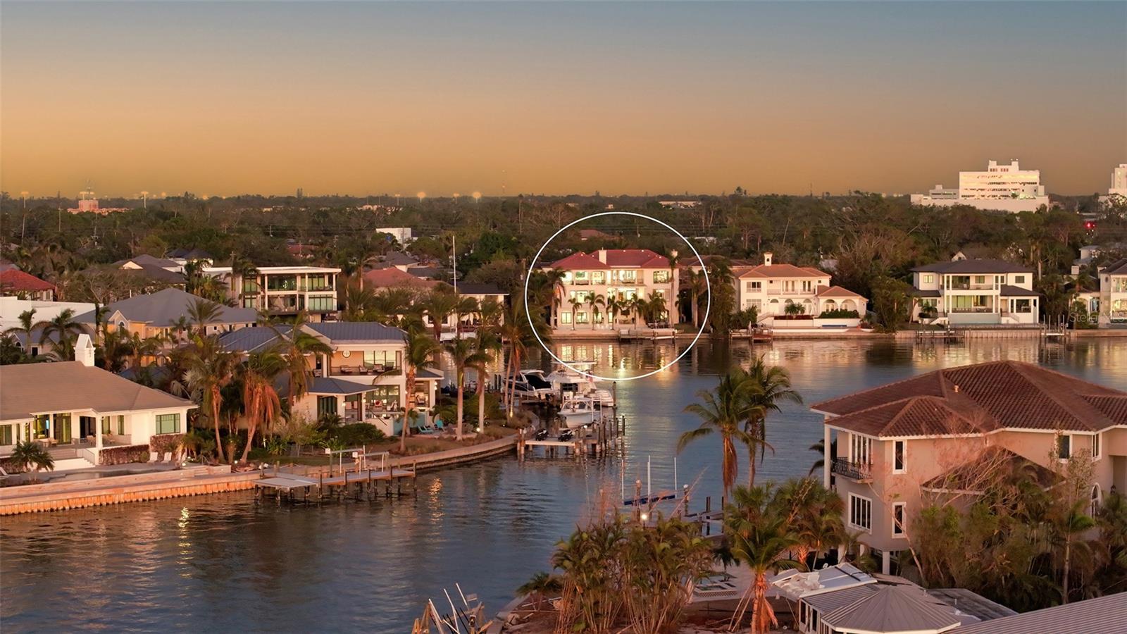 1430 HARBOR DR, SARASOTA, FL, 34239