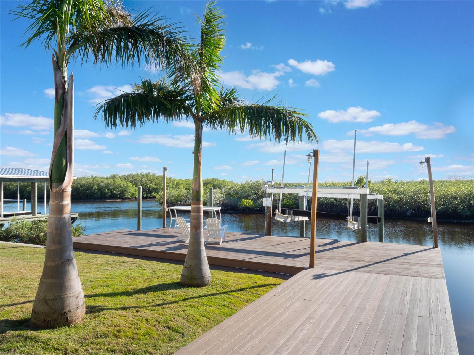 25 CUNNINGHAM DR, NEW SMYRNA BEACH, FL, 32168
