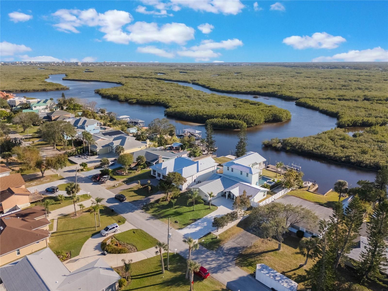 25 CUNNINGHAM DR, NEW SMYRNA BEACH, FL, 32168