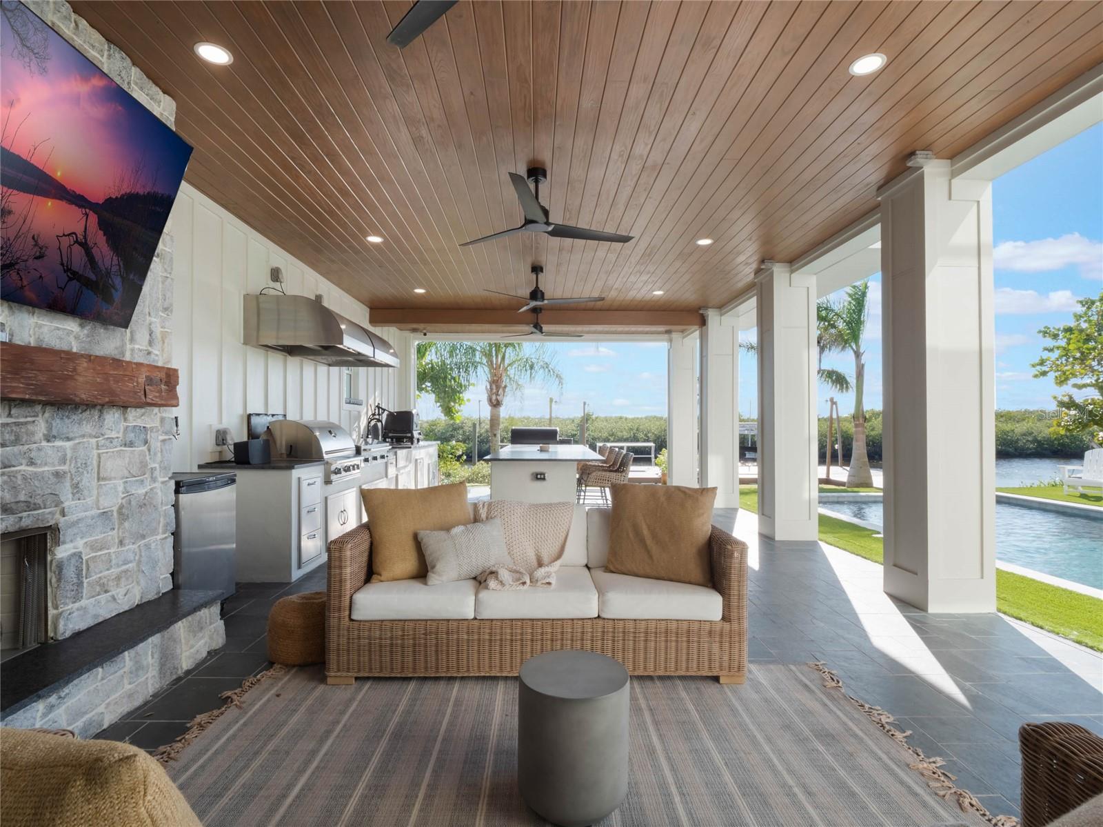 25 CUNNINGHAM DR, NEW SMYRNA BEACH, FL, 32168