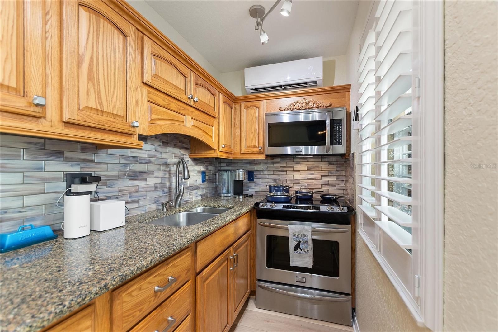 561 MEANDERING WAY, POLK CITY, FL, 33868