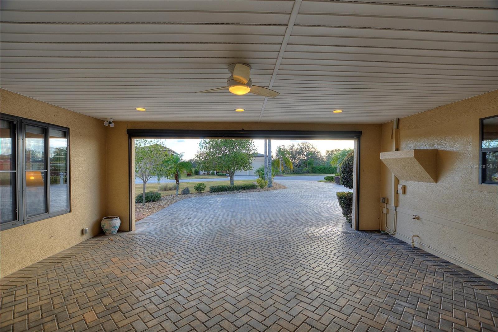 561 MEANDERING WAY, POLK CITY, FL, 33868