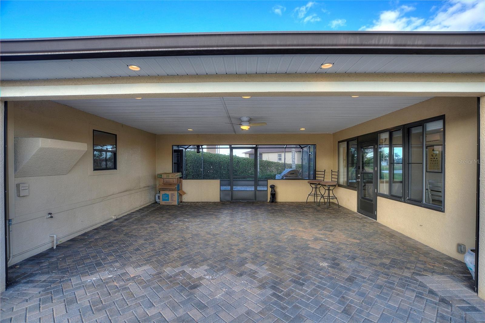 561 MEANDERING WAY, POLK CITY, FL, 33868