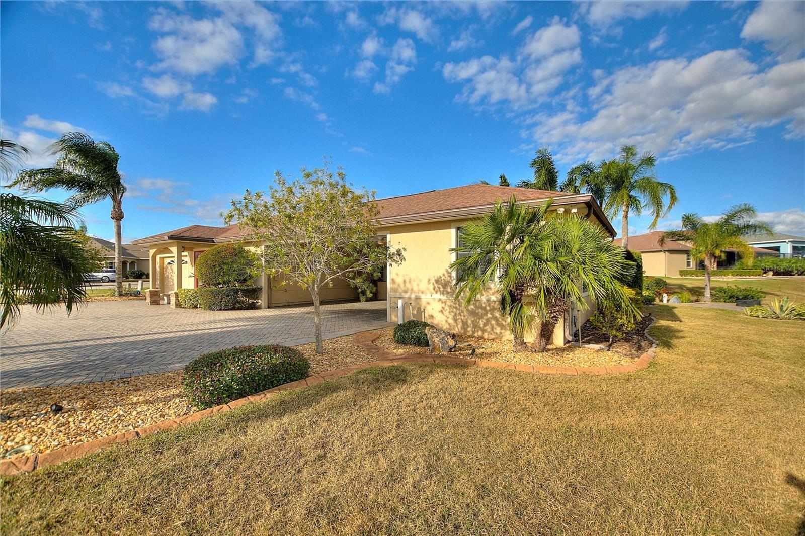 561 MEANDERING WAY, POLK CITY, FL, 33868