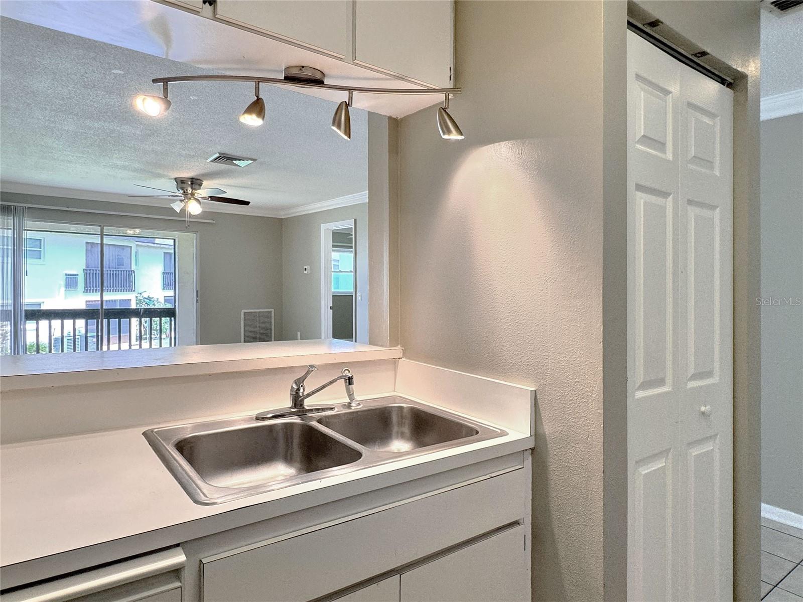 900 AVENUE Z SE #A2,B2,D2, D5, WINTER HAVEN, FL, 33880