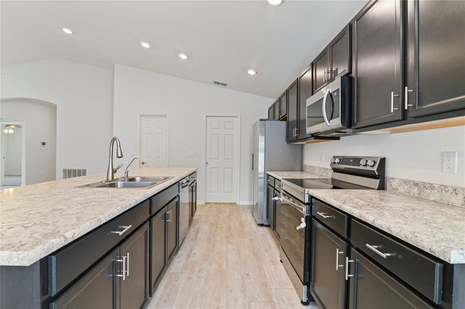 1225 THIRD CT, EAGLE LAKE, FL, 33839