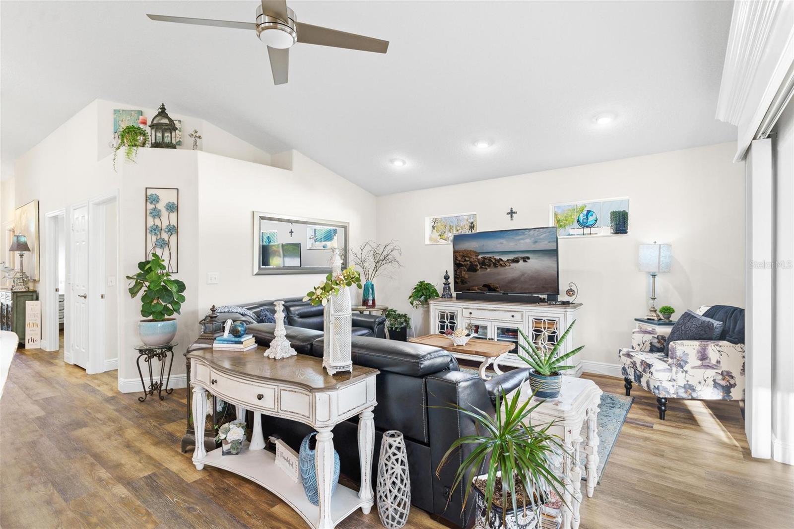 934 BELLE OAK DR, LEESBURG, FL, 34748