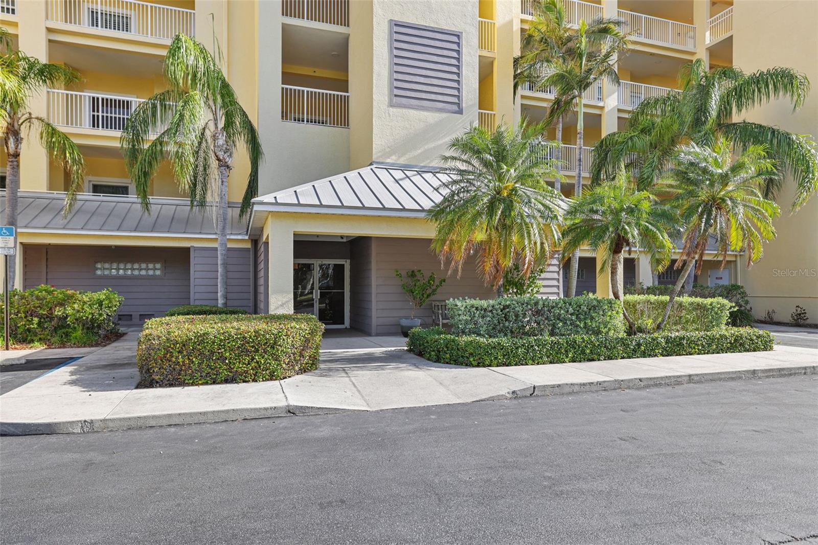 425 150TH AVE #2201, MADEIRA BEACH, FL, 33708