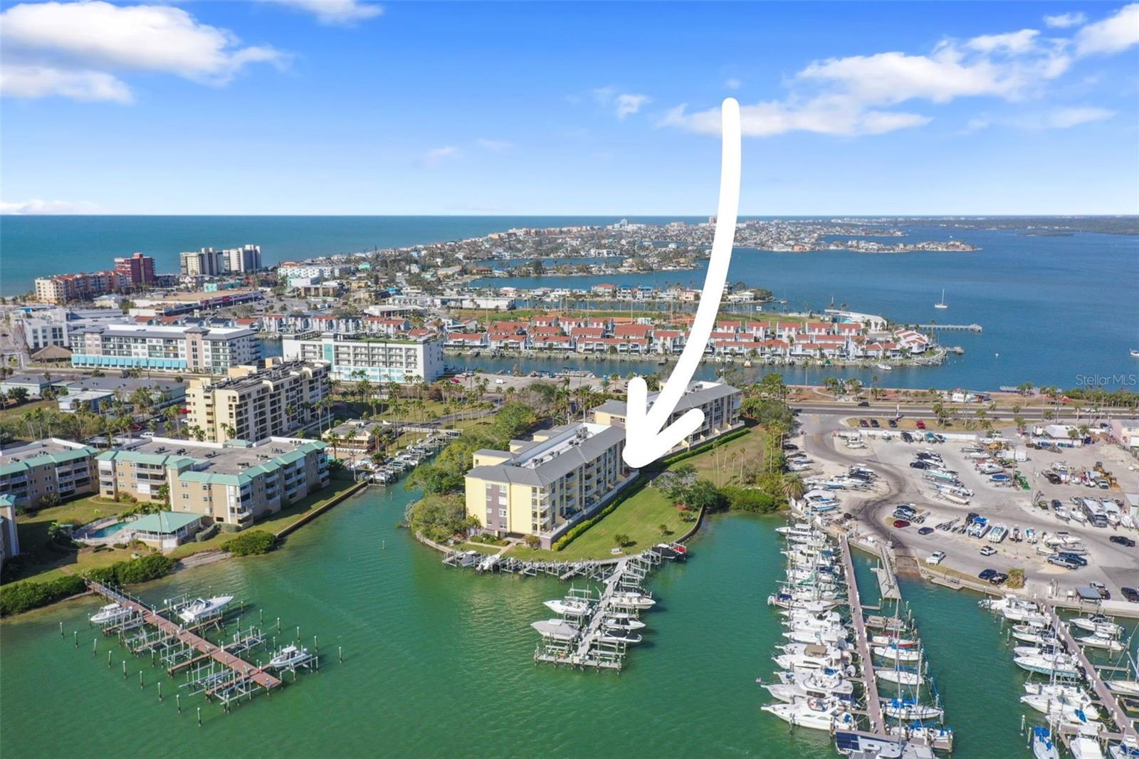 425 150TH AVE #2201, MADEIRA BEACH, FL, 33708