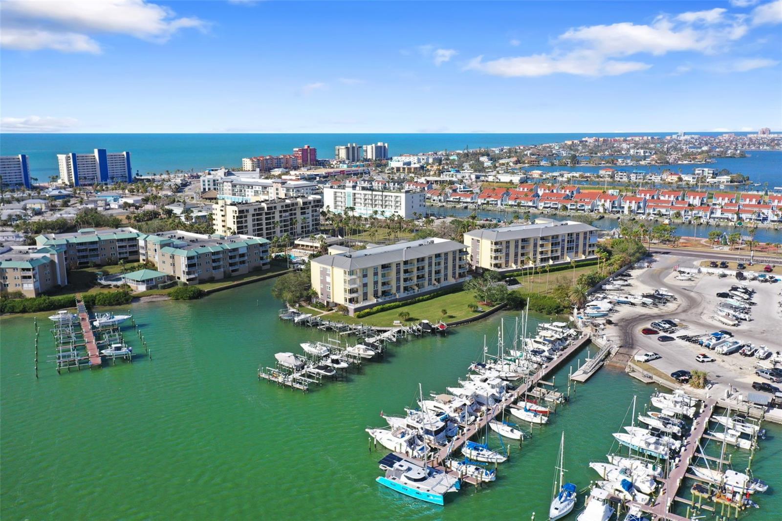 425 150TH AVE #2201, MADEIRA BEACH, FL, 33708