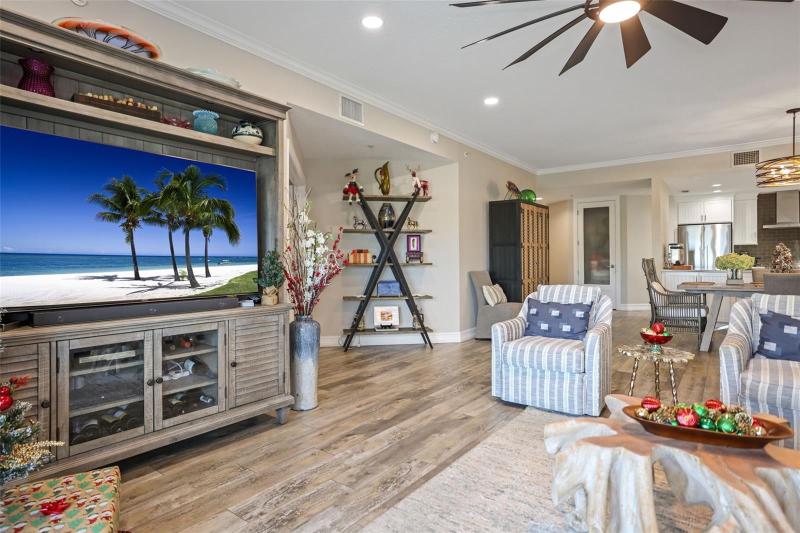 425 150TH AVE #2201, MADEIRA BEACH, FL, 33708