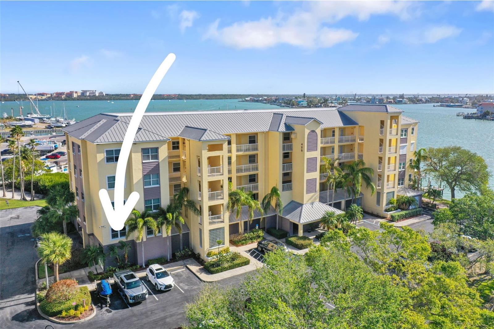 425 150TH AVE #2201, MADEIRA BEACH, FL, 33708