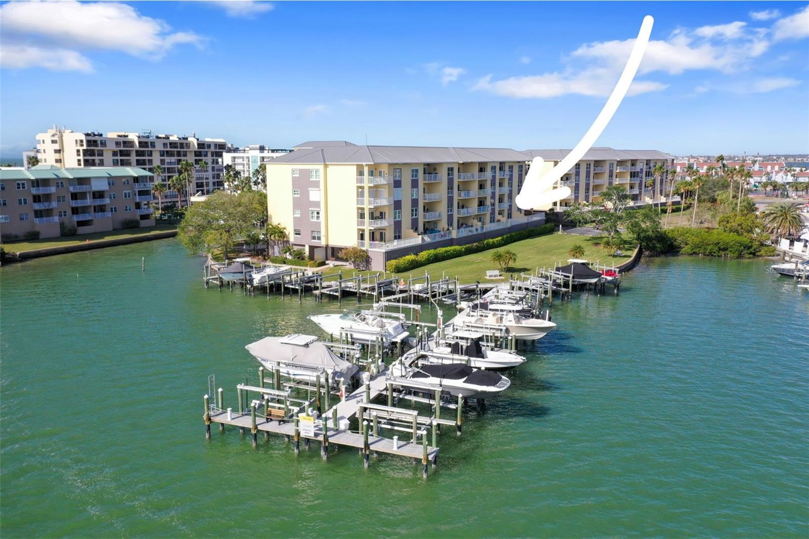 425 150TH AVE #2201, MADEIRA BEACH, FL, 33708