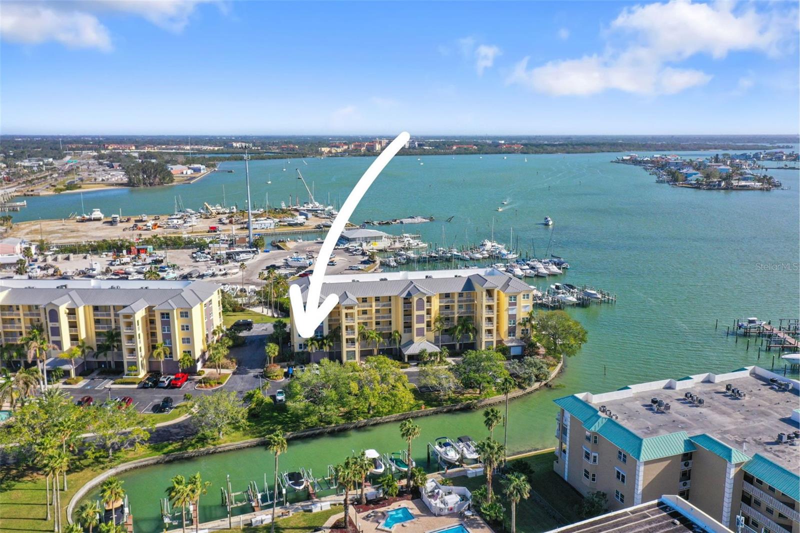 425 150TH AVE #2201, MADEIRA BEACH, FL, 33708