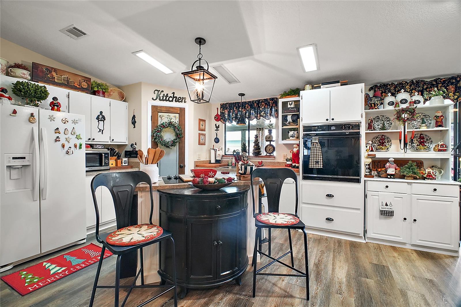 1715 LILLY LN, LADY LAKE, FL, 32159