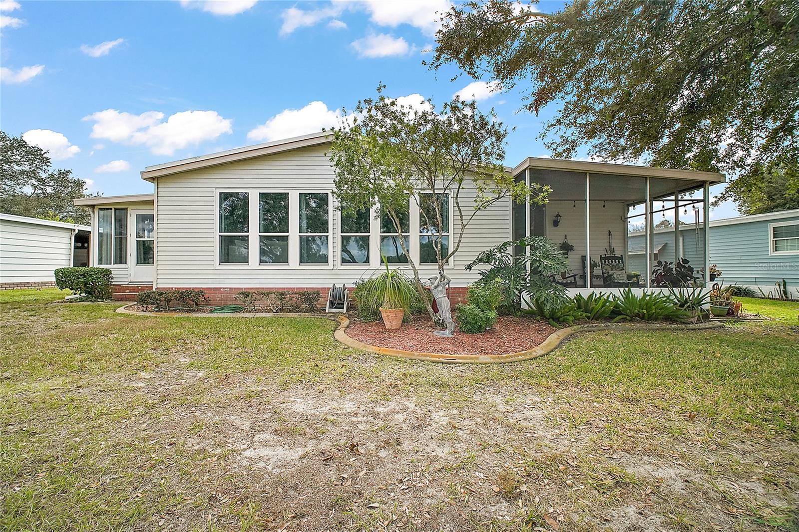 1715 LILLY LN, LADY LAKE, FL, 32159