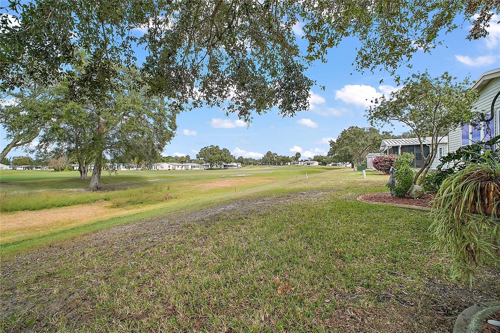 1715 LILLY LN, LADY LAKE, FL, 32159