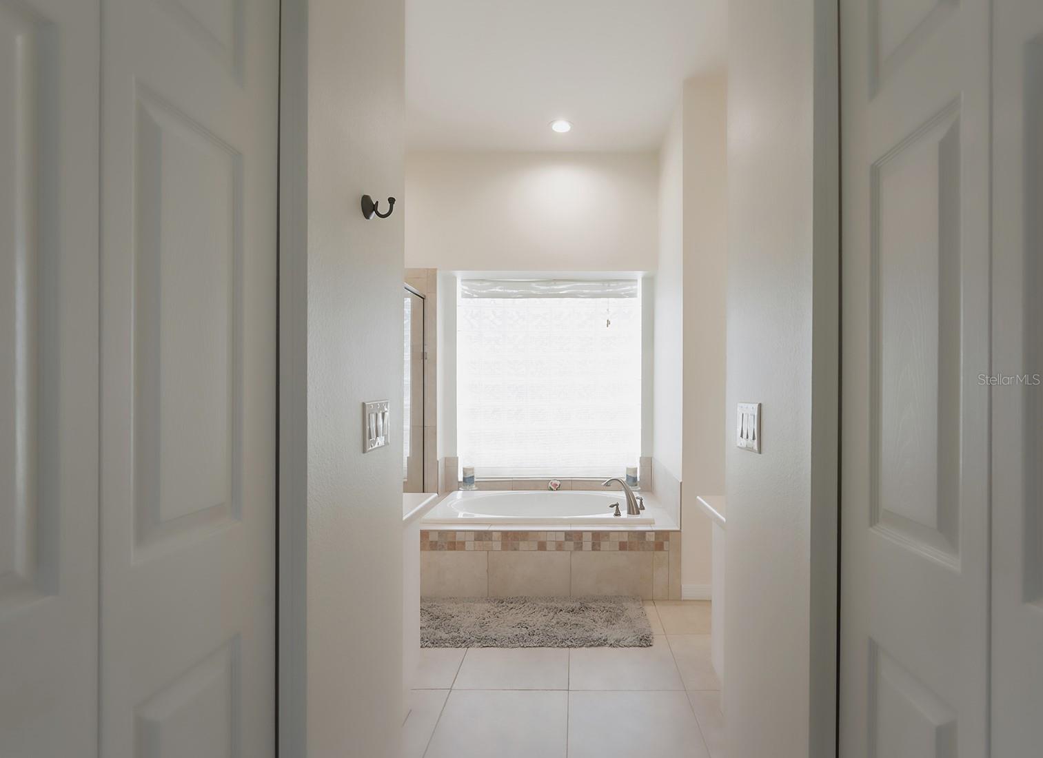 4050 EAGLE COVE EAST DR, PALM HARBOR, FL, 34685