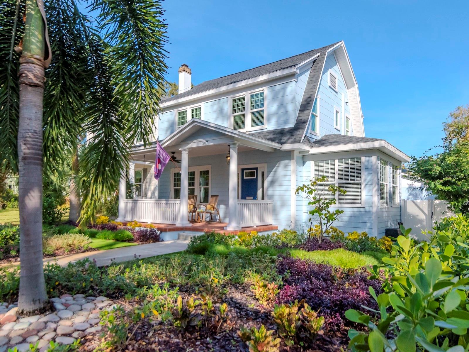 207 28TH AVE N, SAINT PETERSBURG, FL, 33704