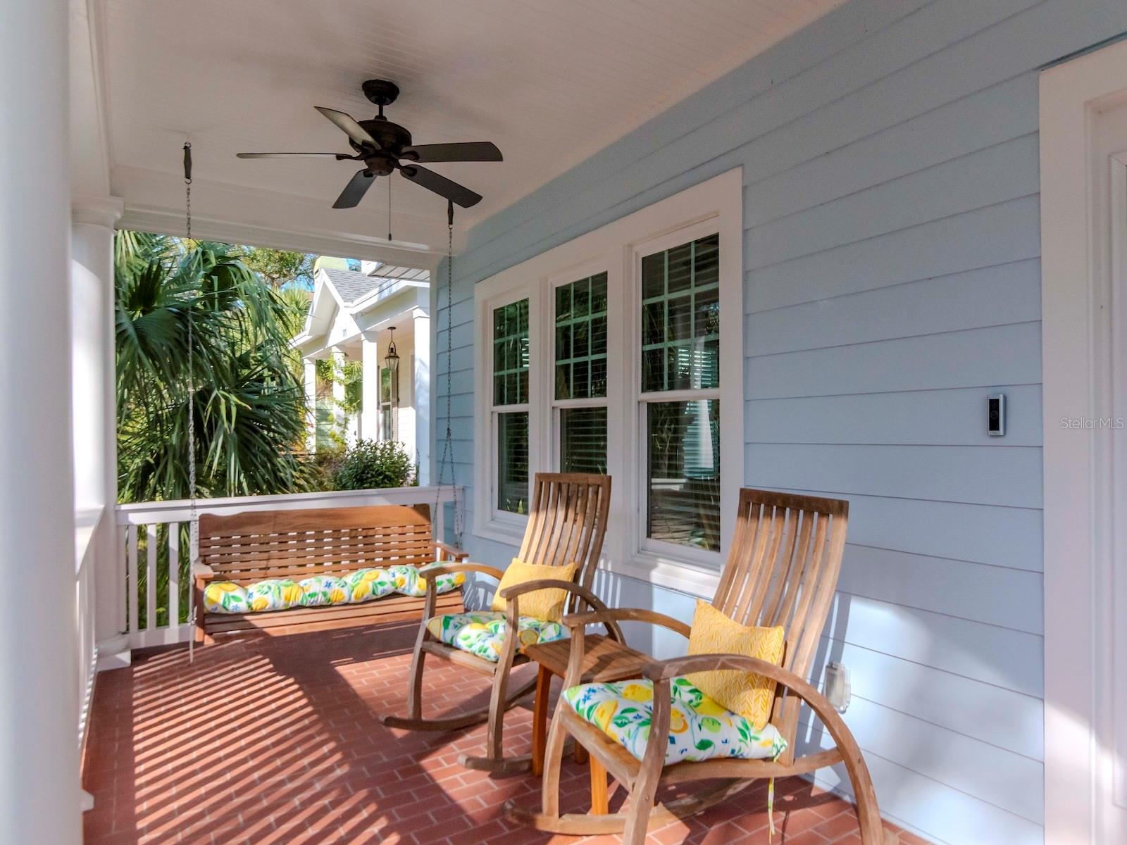207 28TH AVE N, SAINT PETERSBURG, FL, 33704
