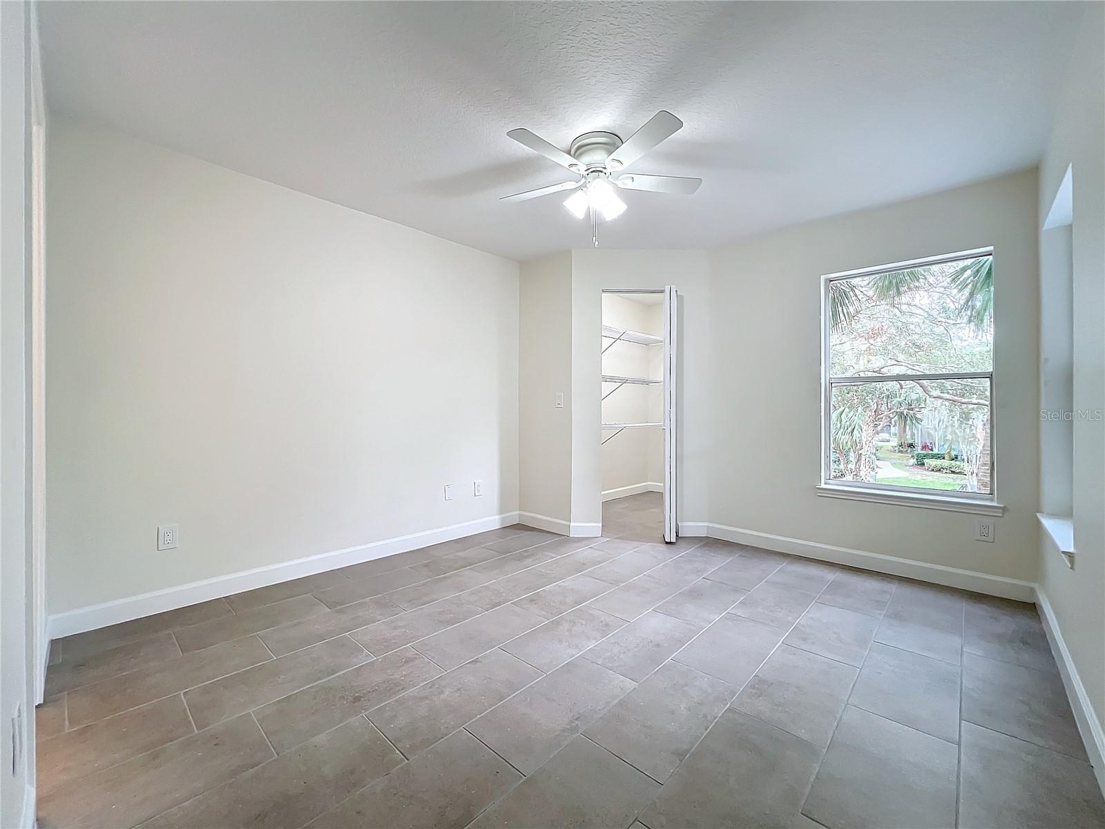 2533 GRASSY POINT DR #203, LAKE MARY, FL, 32746