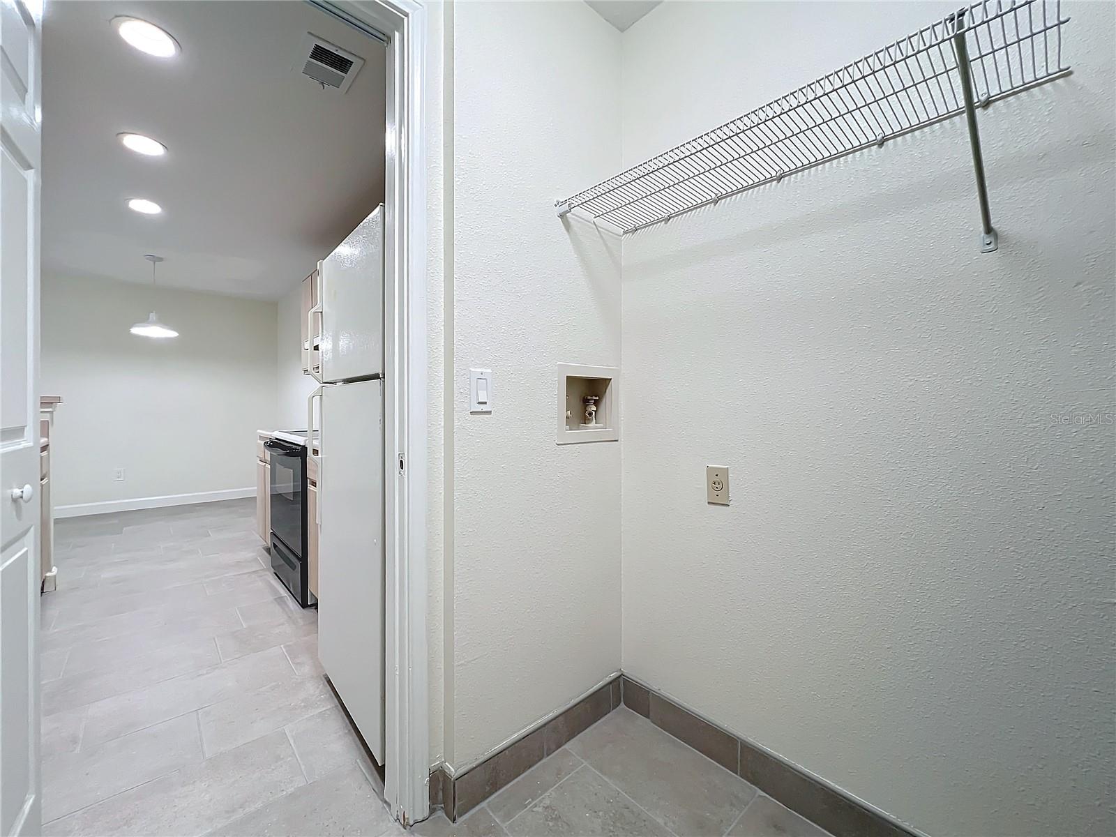 2533 GRASSY POINT DR #203, LAKE MARY, FL, 32746
