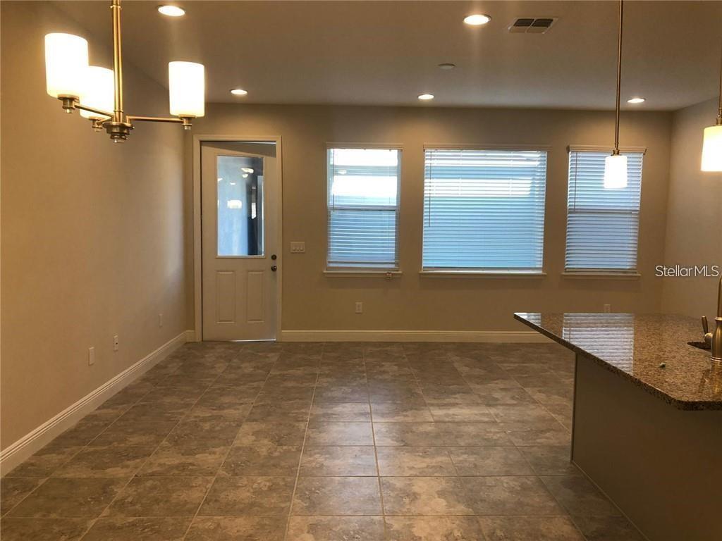 8060 GLENLLOYD AVE, WINTER GARDEN, FL, 34787