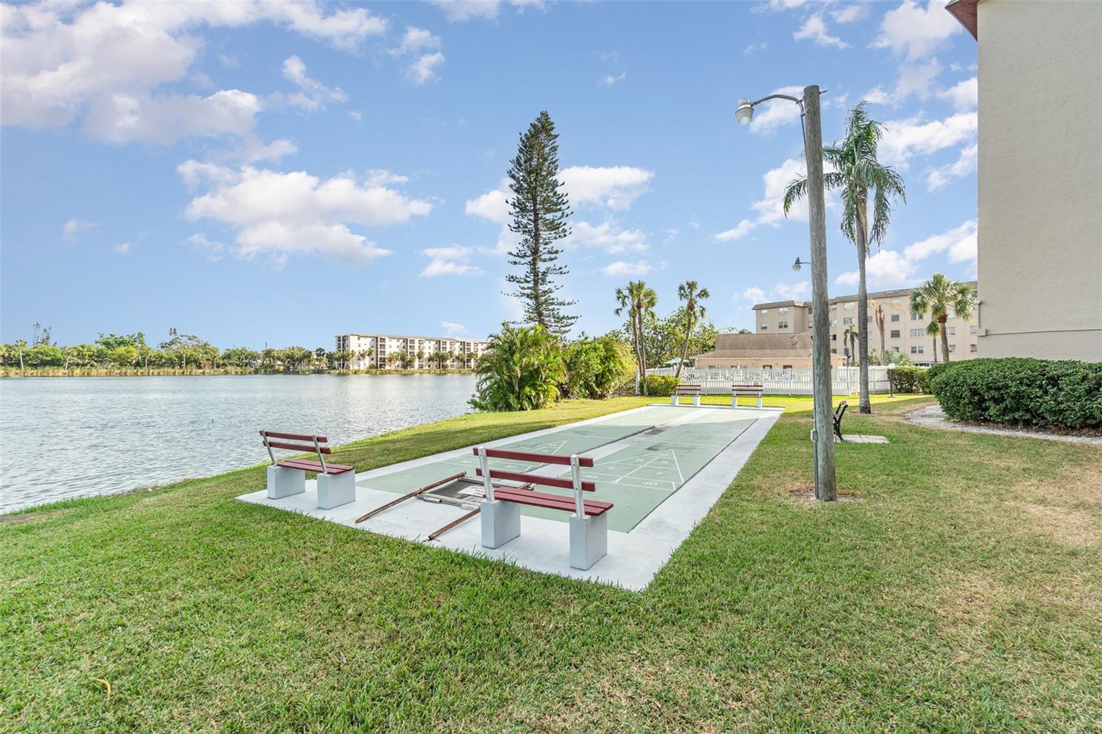 3937 LAKE BAYSHORE DR #401, BRADENTON, FL, 34205