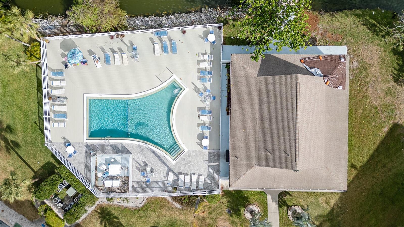 3937 LAKE BAYSHORE DR #401, BRADENTON, FL, 34205