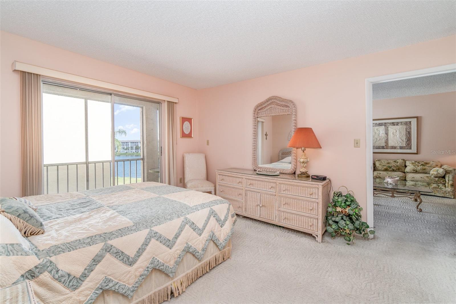 3937 LAKE BAYSHORE DR #401, BRADENTON, FL, 34205