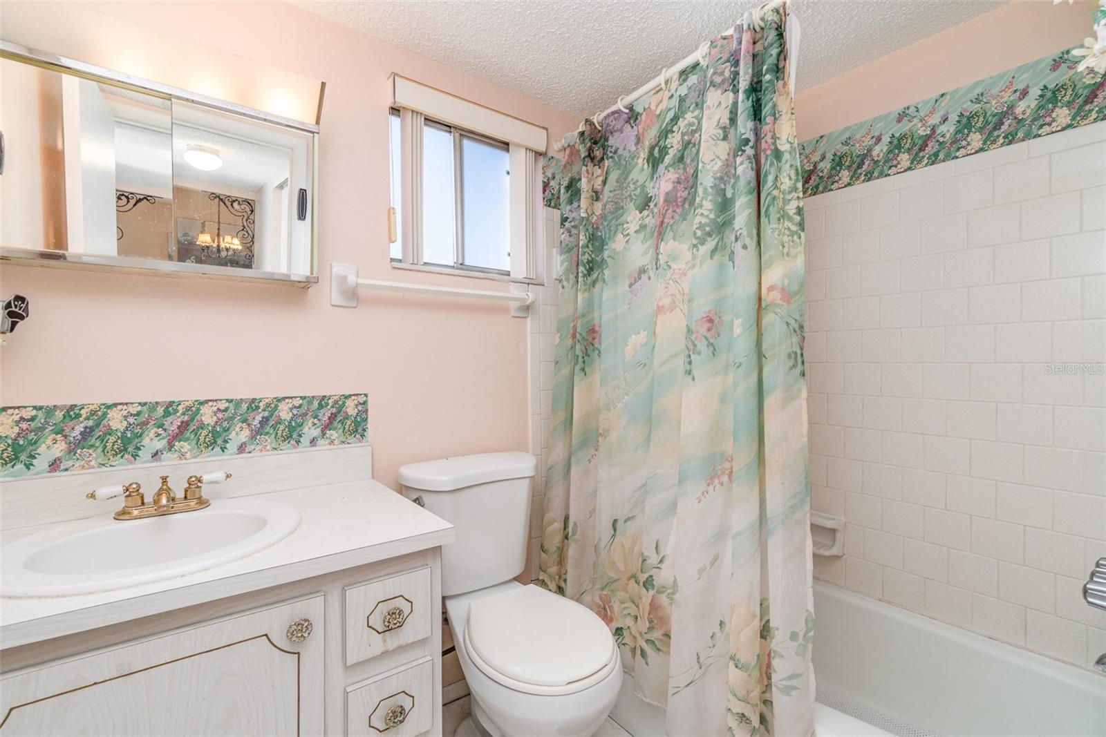 3937 LAKE BAYSHORE DR #401, BRADENTON, FL, 34205
