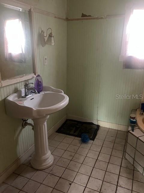 1219 SNOWBERGER AVE, LEESBURG, FL, 34748