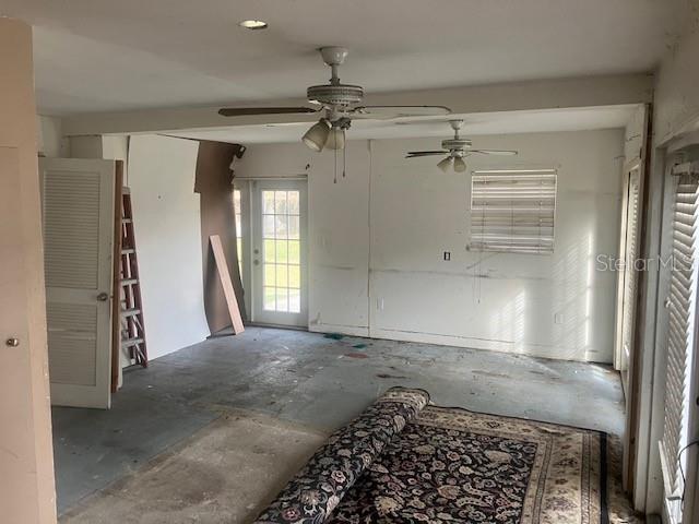 1219 SNOWBERGER AVE, LEESBURG, FL, 34748