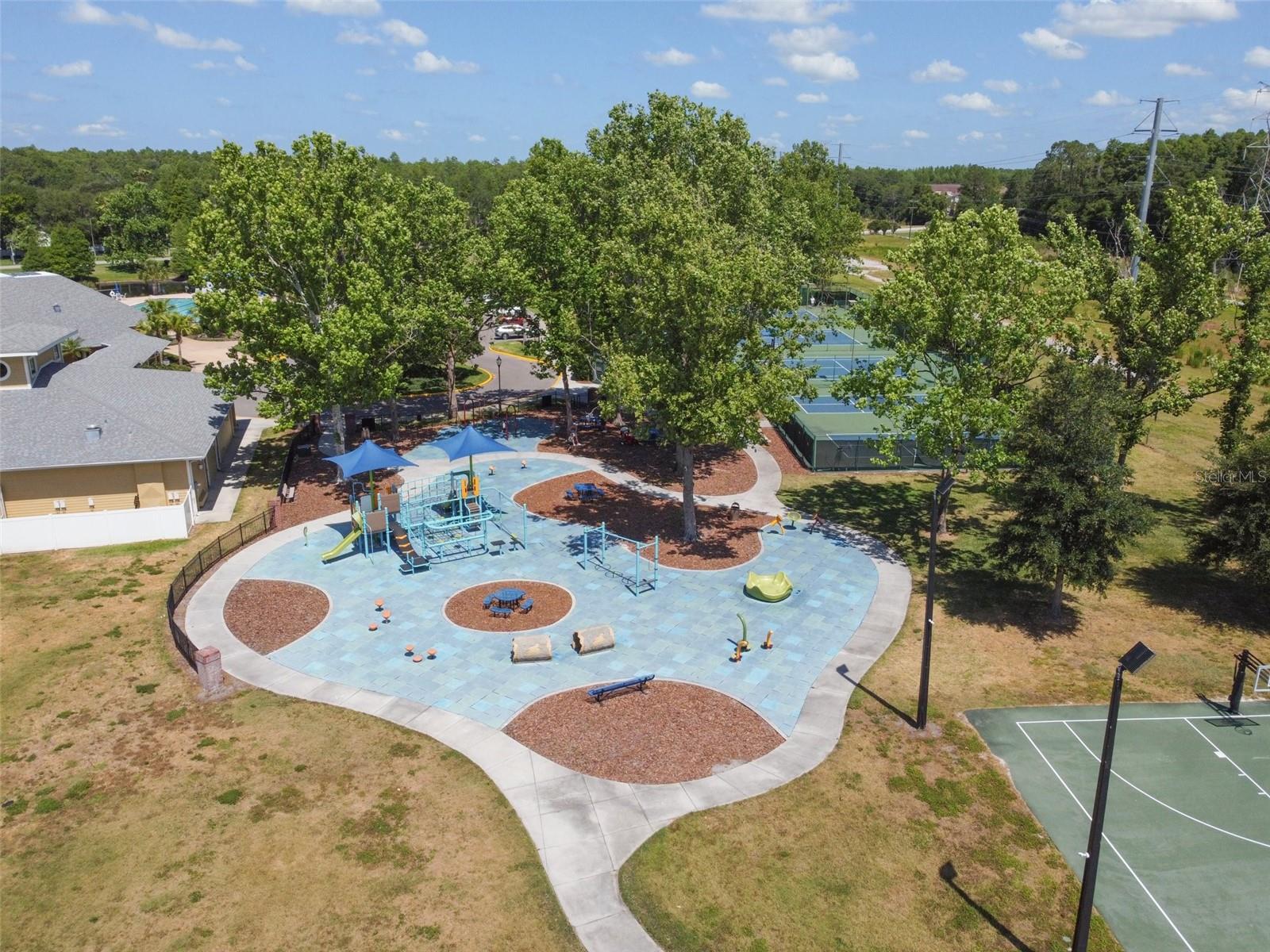 6243 GREENWICH DR, TAMPA, FL, 33647