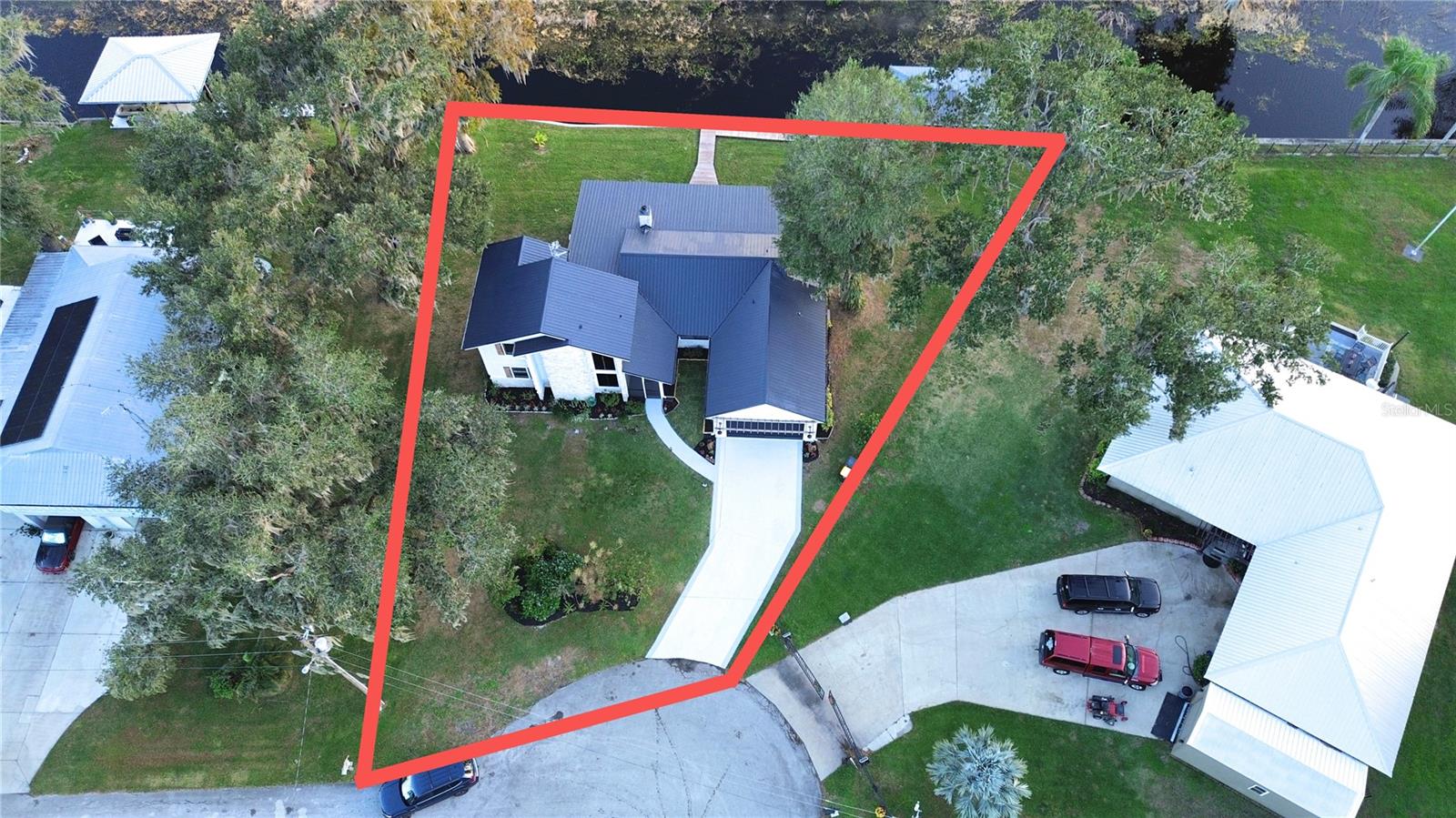 3006 COUNTRY LAKE DR, SEBRING, FL, 33876