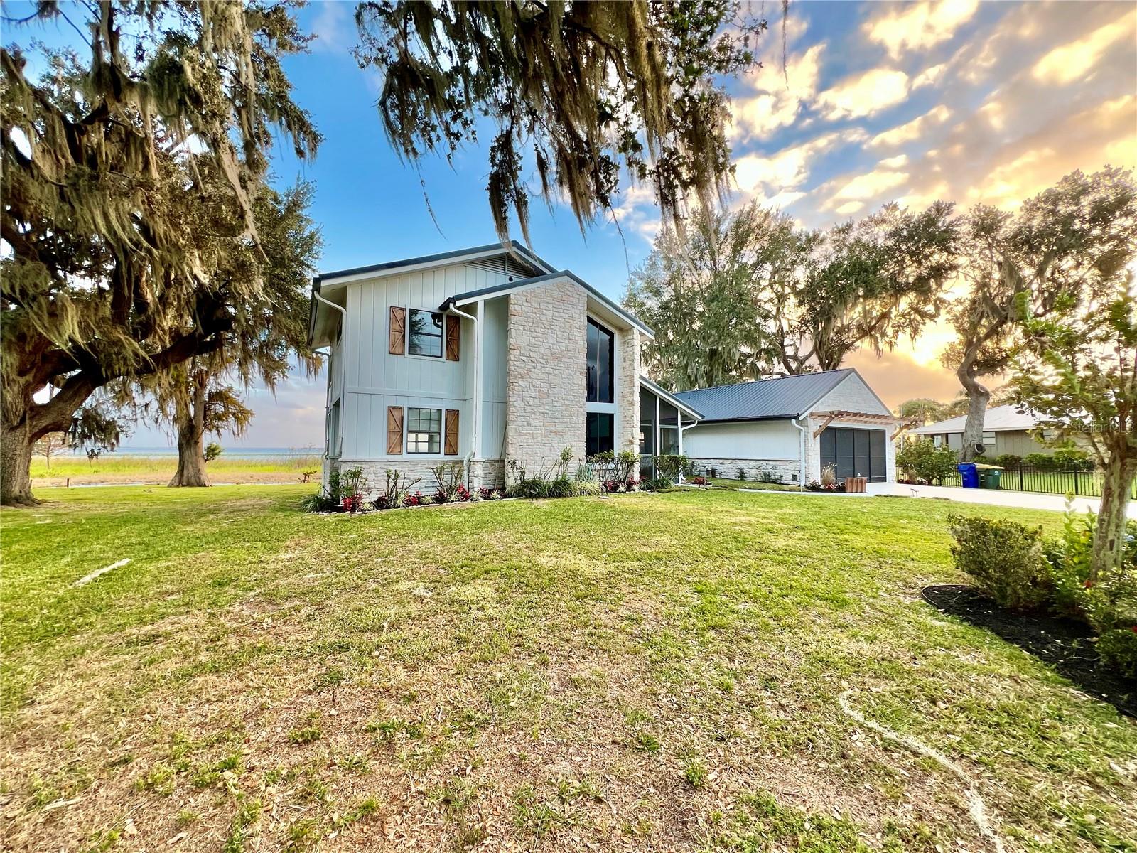 3006 COUNTRY LAKE DR, SEBRING, FL, 33876