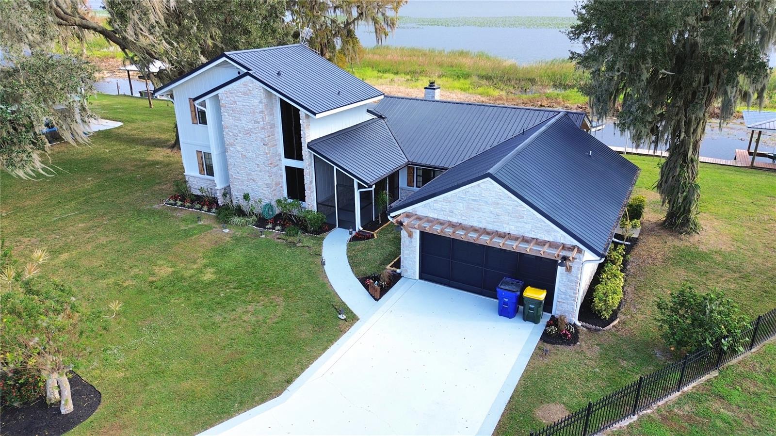 3006 COUNTRY LAKE DR, SEBRING, FL, 33876