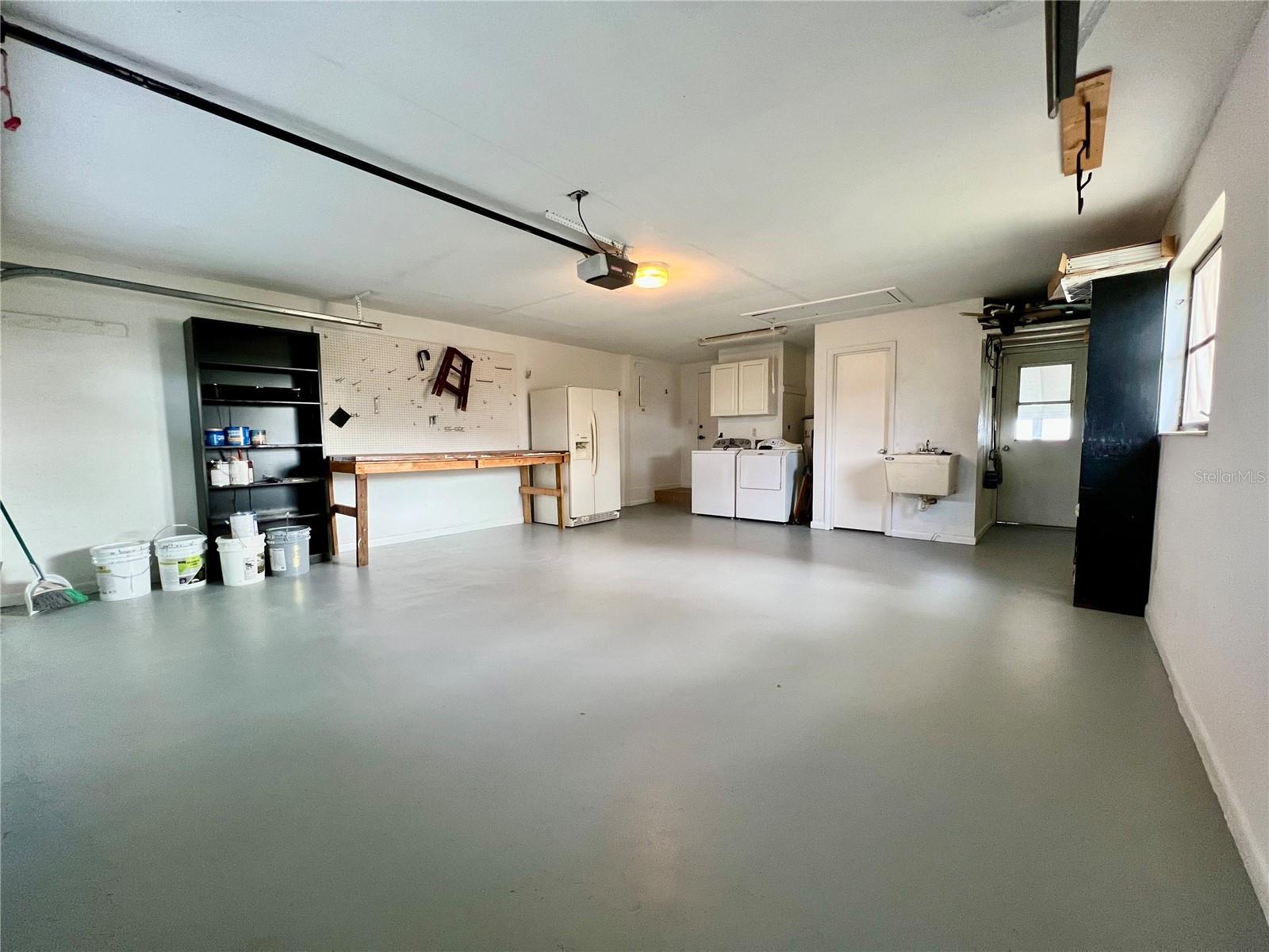 3006 COUNTRY LAKE DR, SEBRING, FL, 33876
