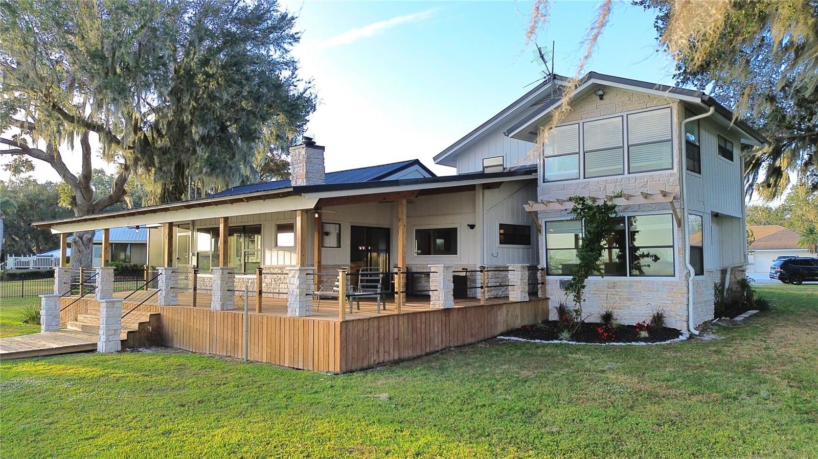 3006 COUNTRY LAKE DR, SEBRING, FL, 33876