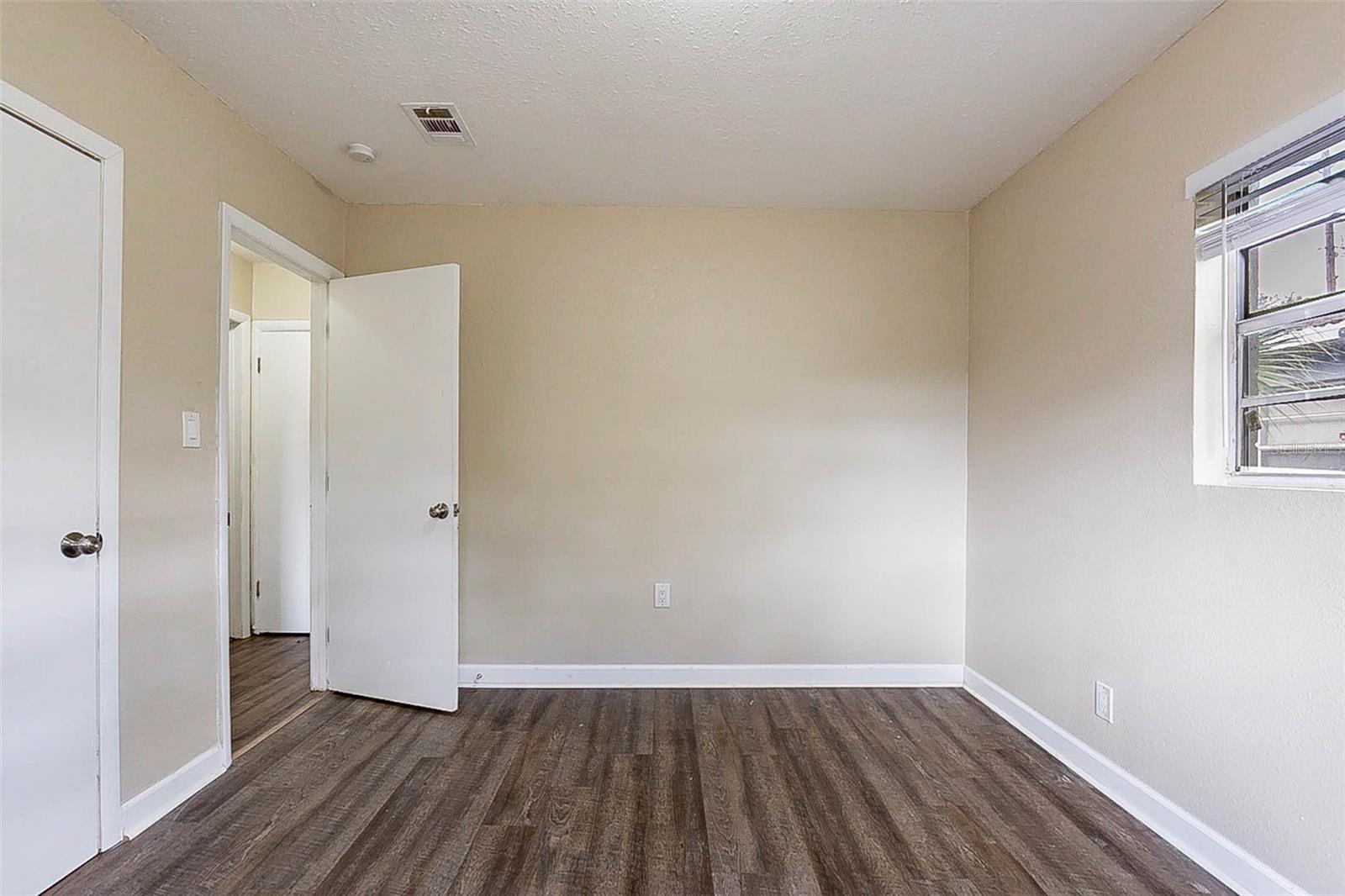 3723 N GARRISON ST, TAMPA, FL, 33619