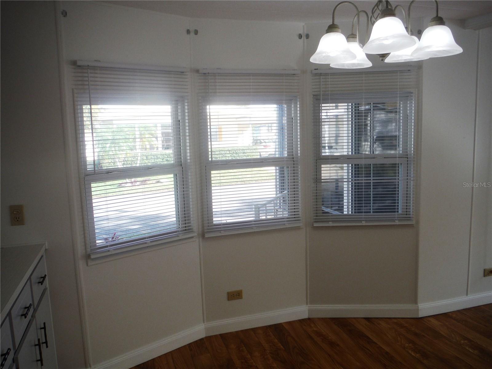 90 CHESTNUT DR #11, SAFETY HARBOR, FL, 34695