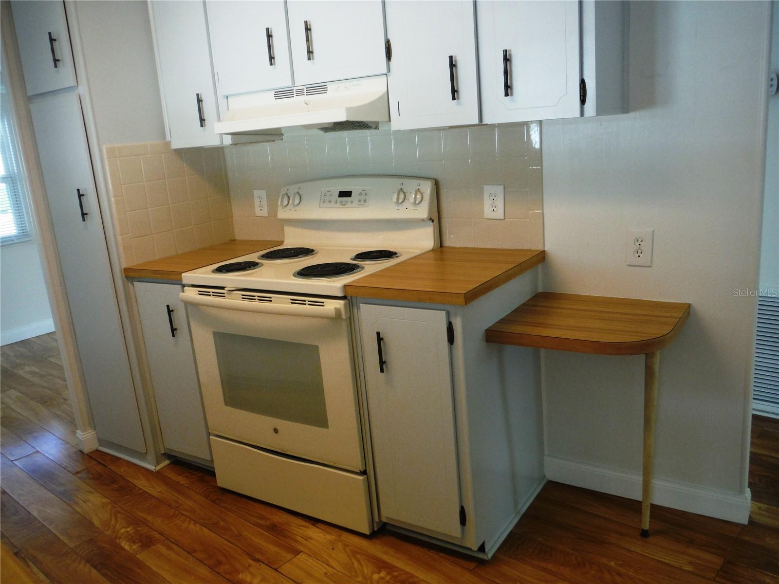 90 CHESTNUT DR #11, SAFETY HARBOR, FL, 34695