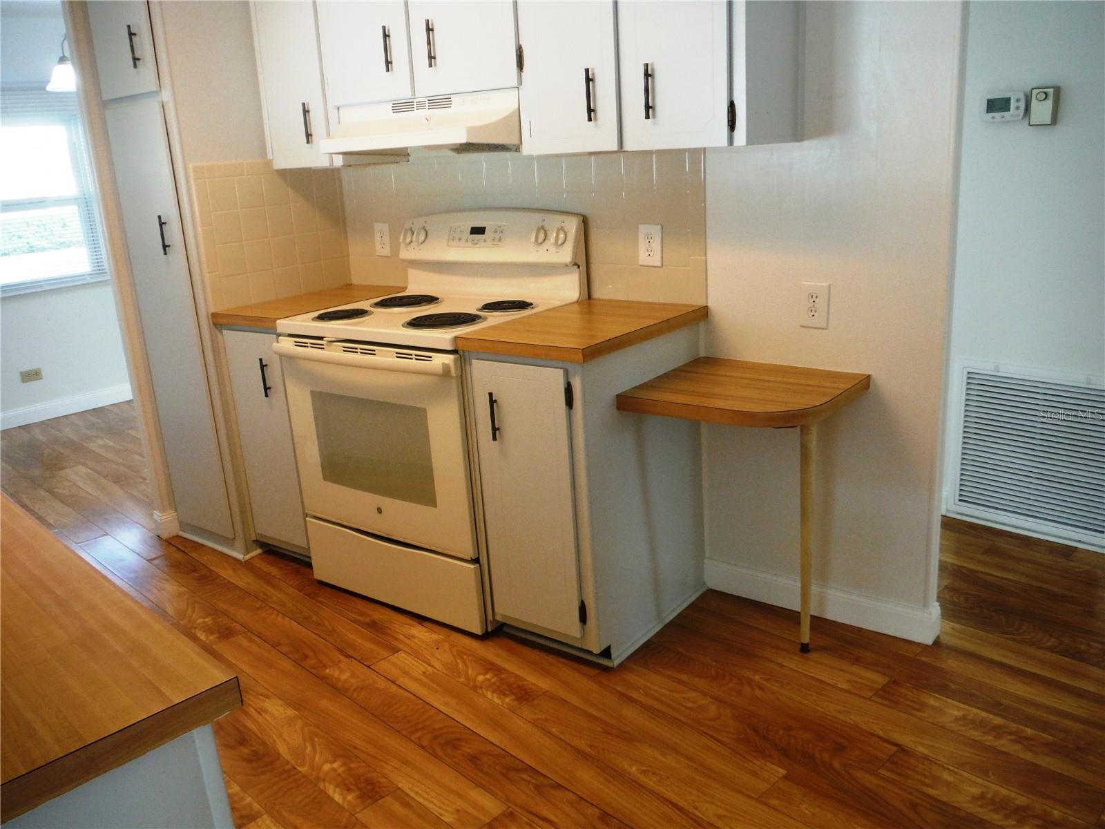 90 CHESTNUT DR #11, SAFETY HARBOR, FL, 34695