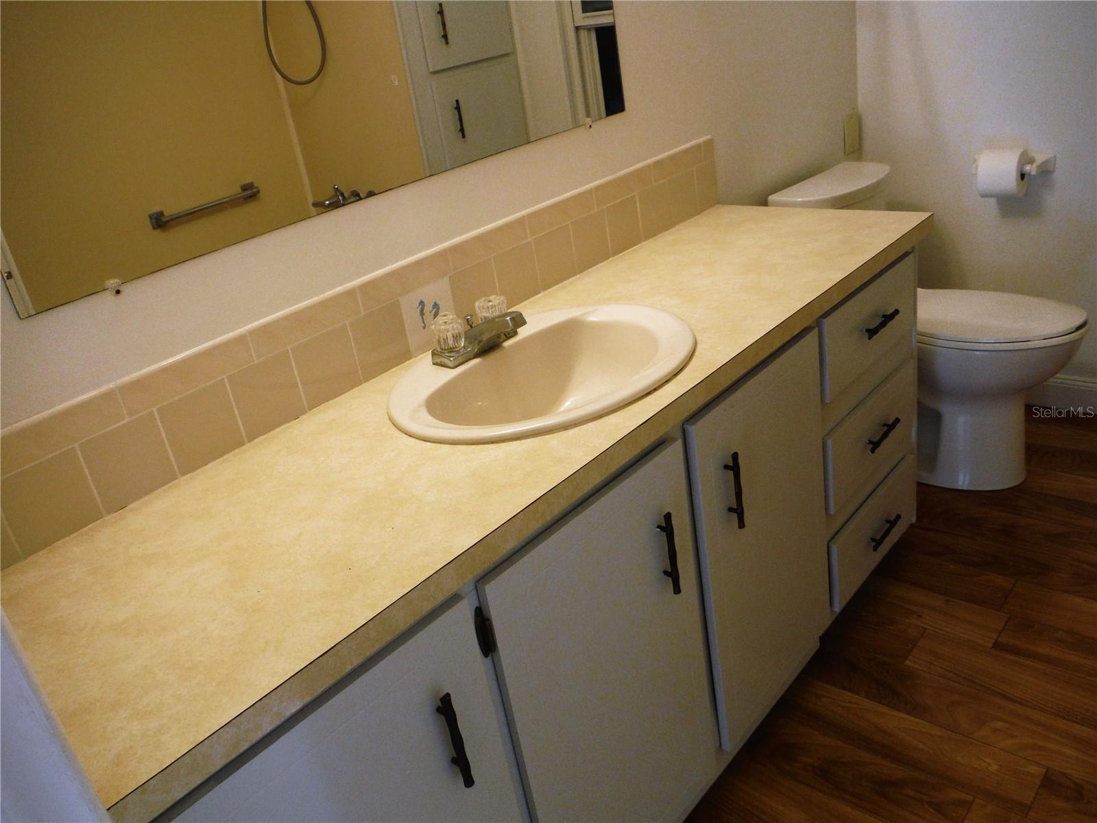 90 CHESTNUT DR #11, SAFETY HARBOR, FL, 34695