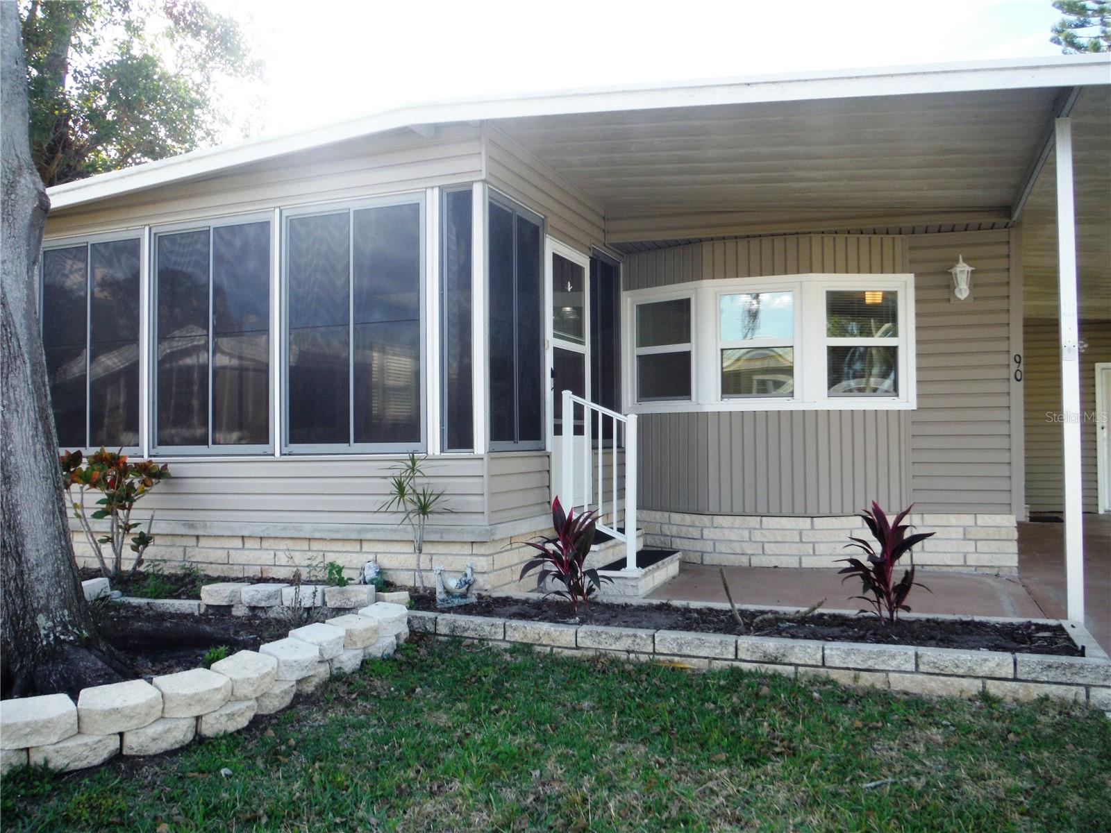 90 CHESTNUT DR #11, SAFETY HARBOR, FL, 34695