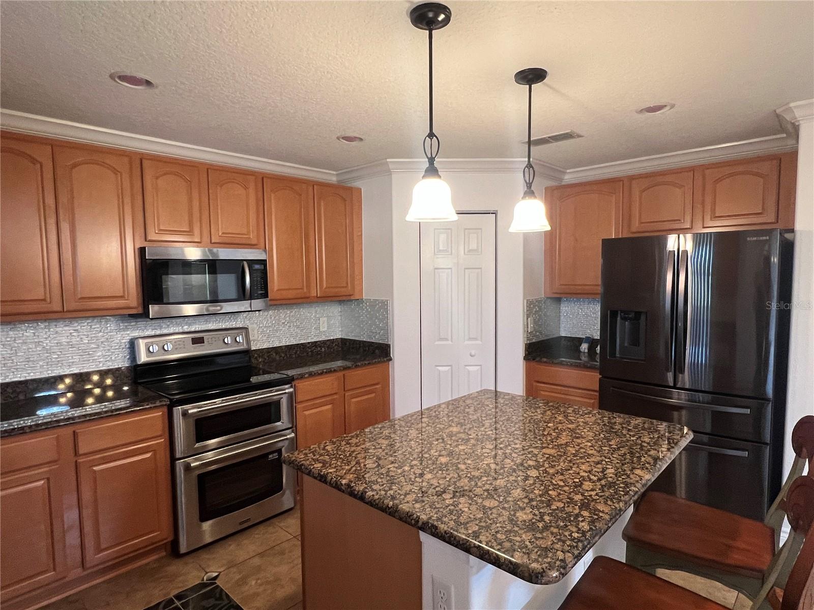 210 STAR SHELL DR, APOLLO BEACH, FL, 33572